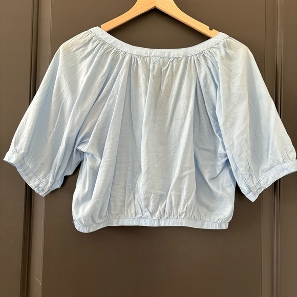 Aerie Real Baby Blue Flowy Woven Top with Buttons and Cinched Waist Size S - Picture 3 of 7